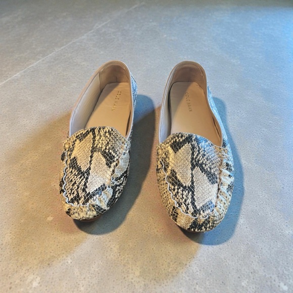 Cole Haan Women's Black and Cream Snakeskin Flats - Picture 2 of 7
